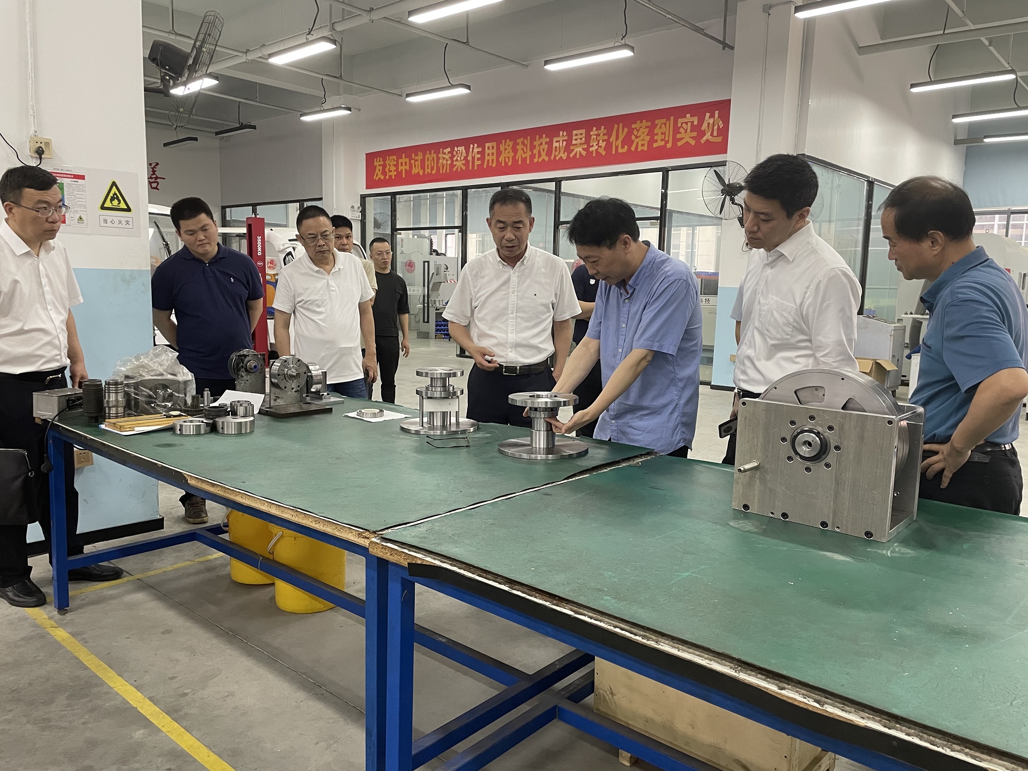 市委常委、宣传部部长李辉跃调研传孚科技
